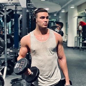 Meet your Posher, Miguel